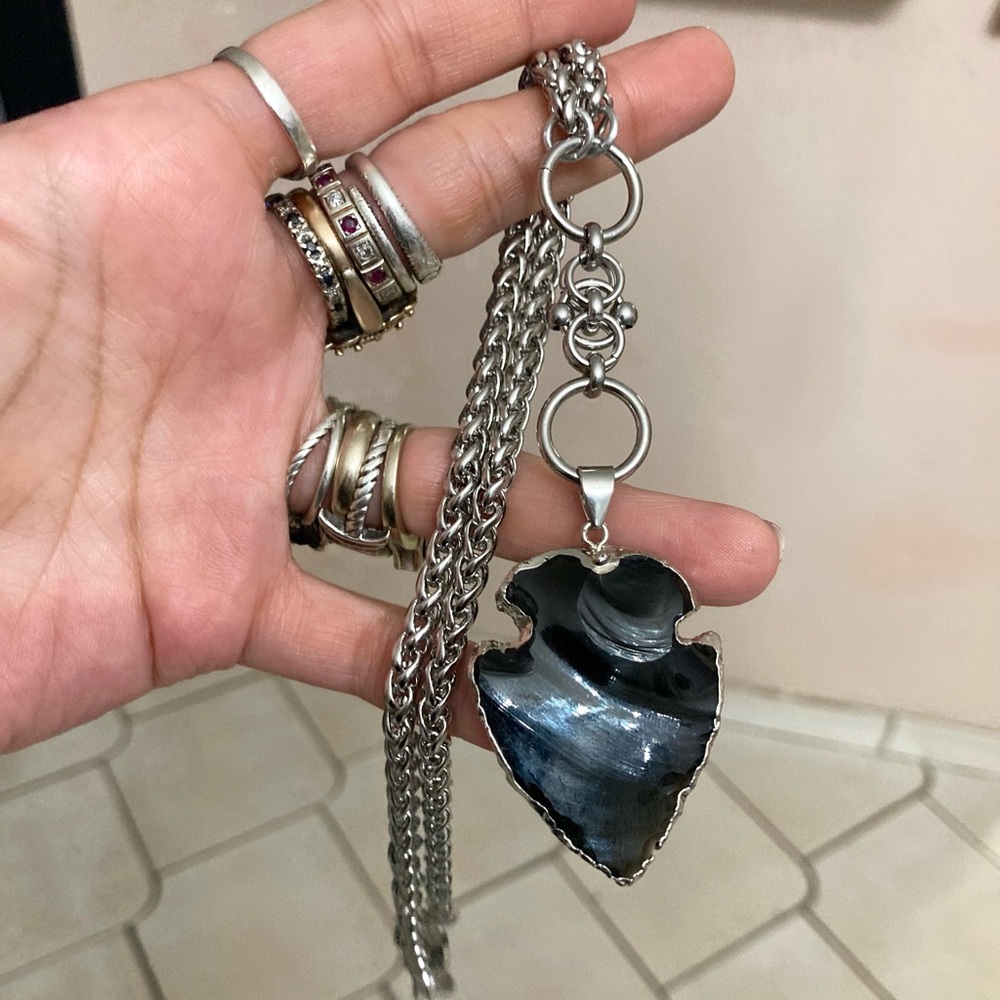 Black obsidian arrow on stainless steel maille celtic knot lariat Y necklace. - Picture 12 of 14